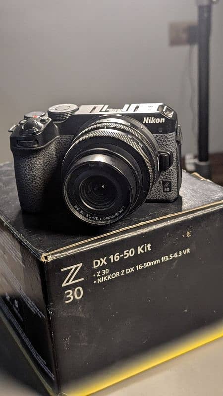 Nikon Z30 FOR SALE 10 MONTHS USED UNDER WARRENTY 7