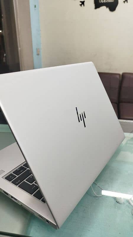 HP ELITEBOOK 830-G5 0