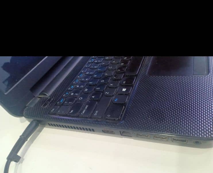 Dell Inspiron 3521 Laptop 0