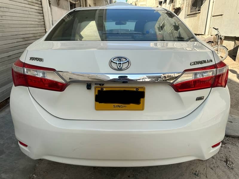 Toyota Corolla GLI 2016 manual 1