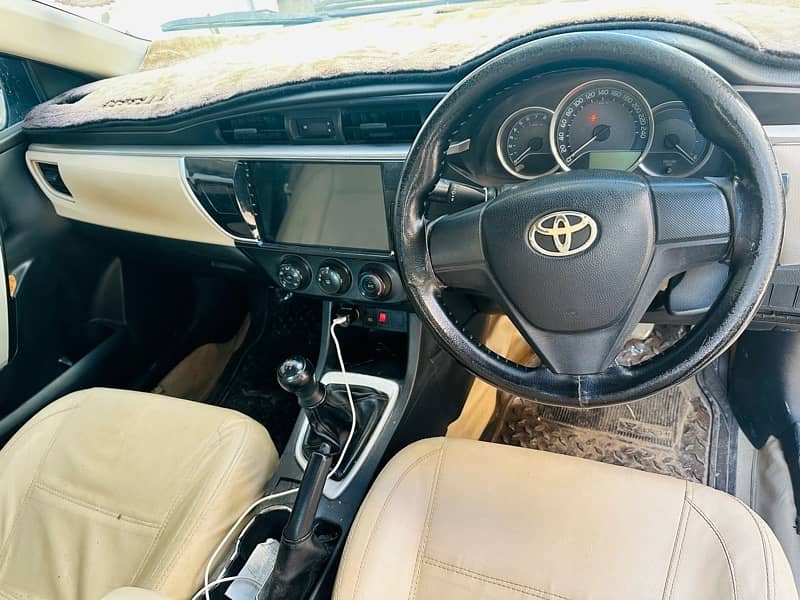 Toyota Corolla GLI 2016 manual 10