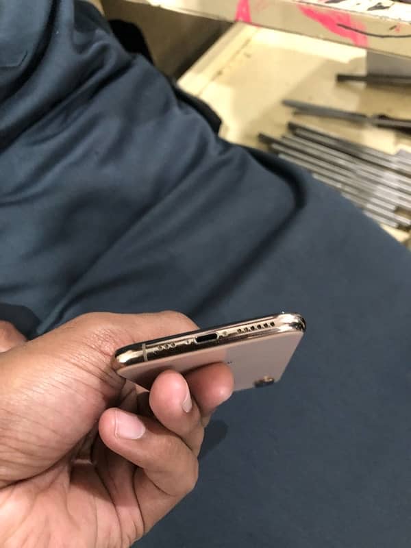 Iphone XS Non pta factory unlock 6