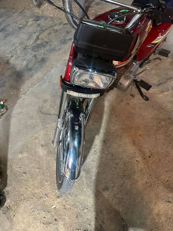 Urgent Sale Honda CG 125 3