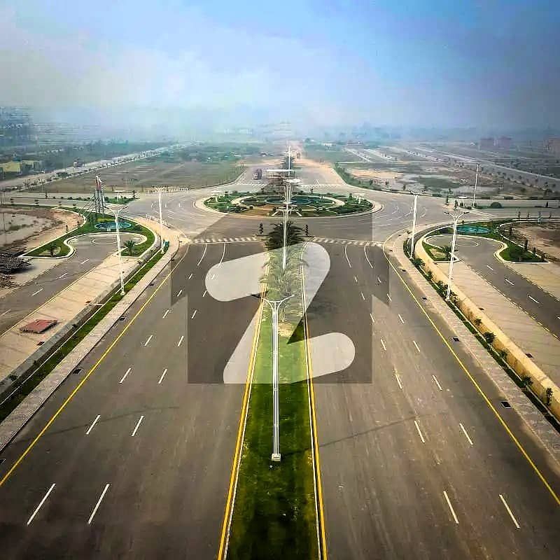 5 Marla Top Location Residential Plot In Lahore Smart City For Urgent Sale 0