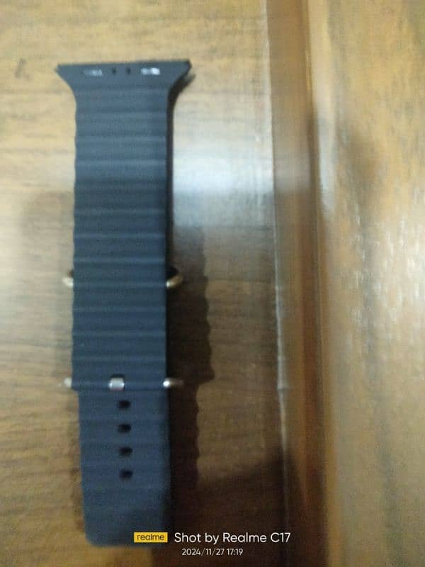 Black smart watch strap 1