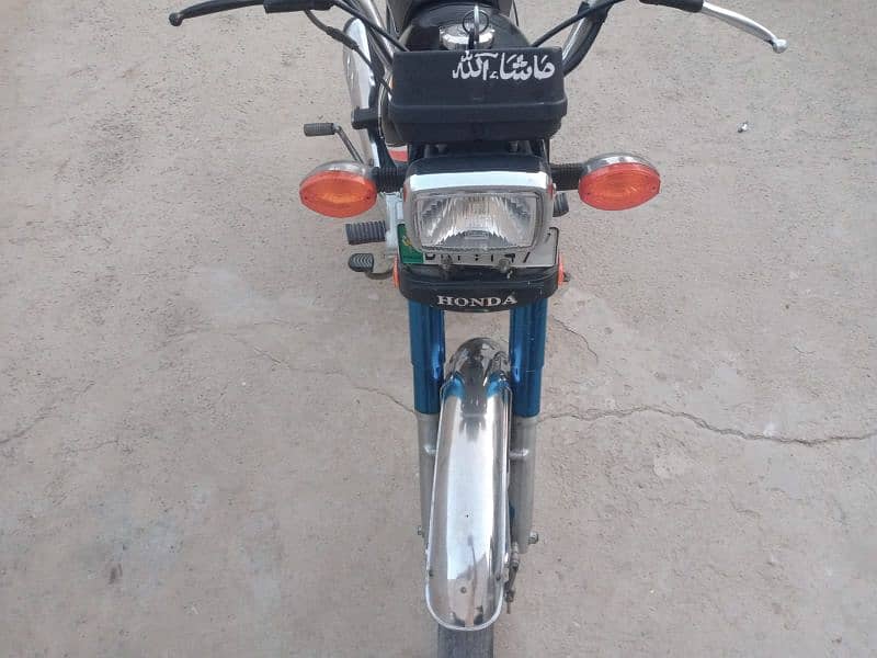 Honda 125 17 Bata 18 3