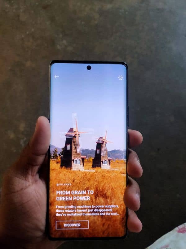 Tecno Spark 20 pro plus 0