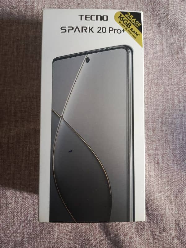 Tecno Spark 20 pro plus 9