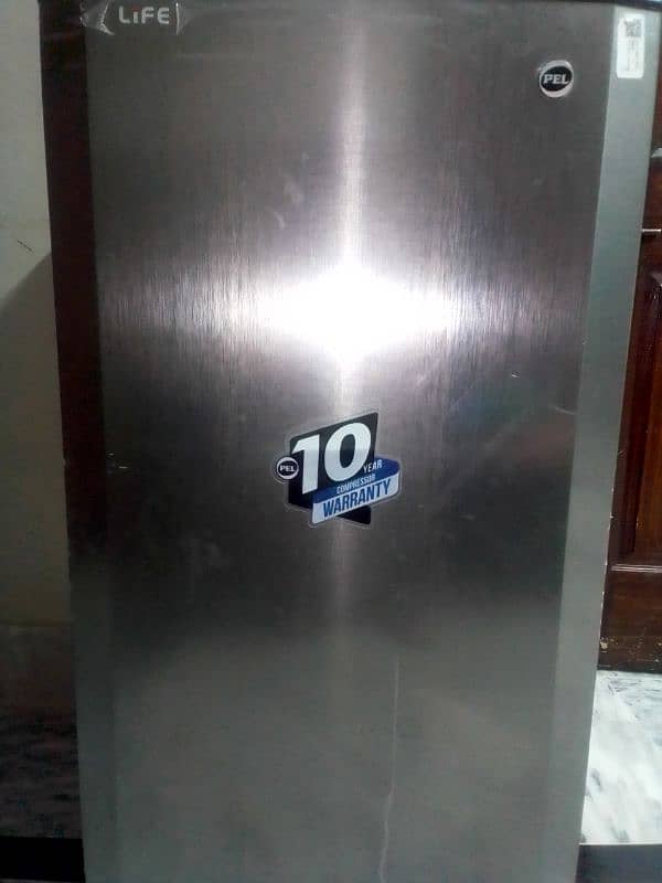 mini pel refrigerator 0