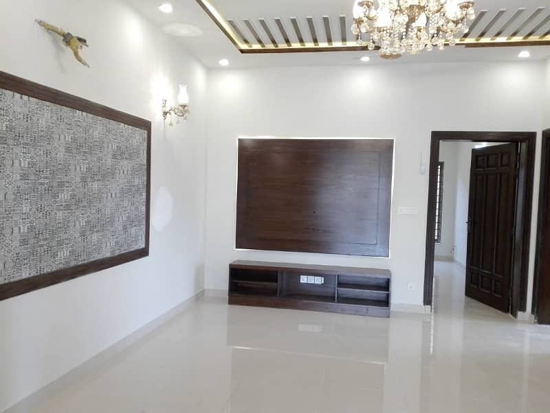 3200 Square Feet Upper Portion Ideally Situated In D-12 2