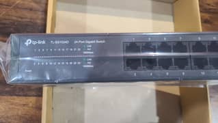 Tplink 24 Port TL-SG1024D Gigabit Desktop/Rackmount Switch (With Box)