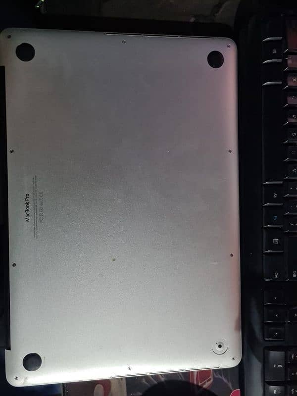 macbook pro 2015 15 inch 16/256GB 4