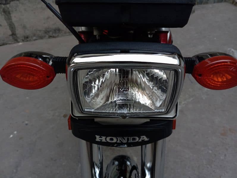 Honda 125 for sale Model 2022 12