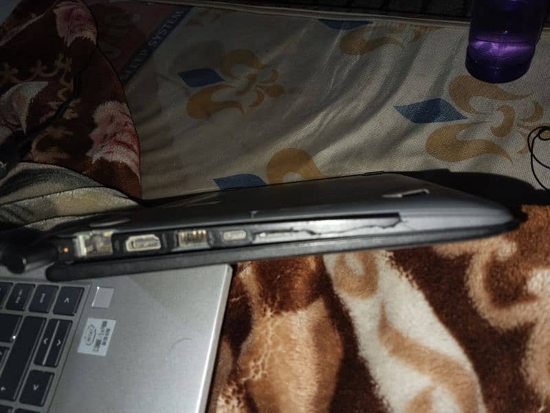 HP laptop i5 n3350 ProBook 4