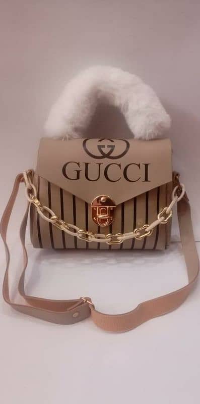 Gucci hand bag 0