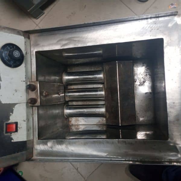 Commercial Fryer 3