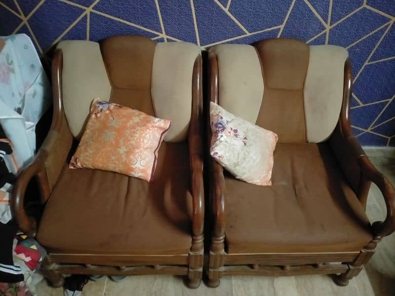 5 Seater Wooden Sofa Set 1