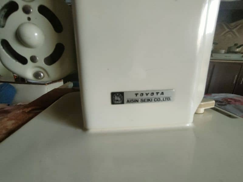 Original Toyota Sewing Machine 1