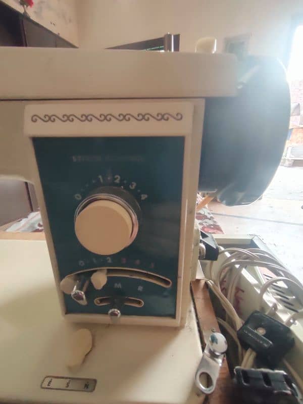 Original Toyota Sewing Machine 2