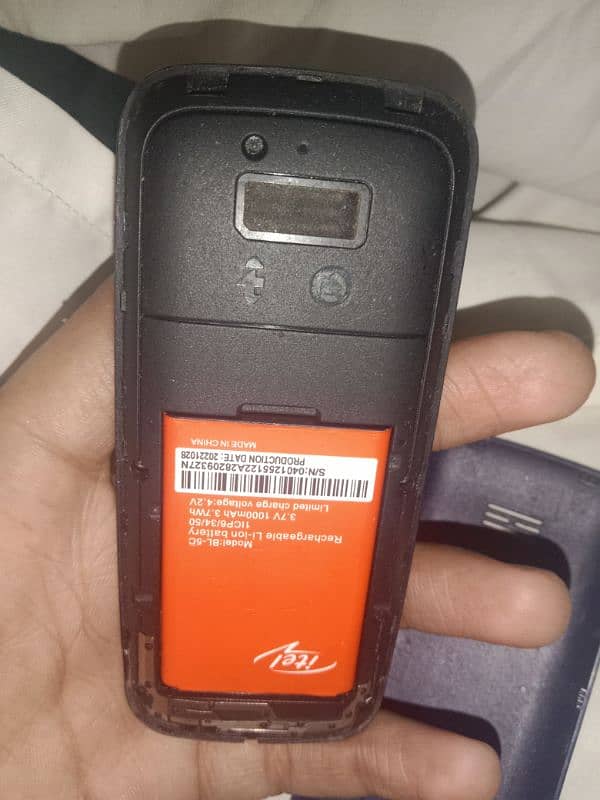 itel 100 mobile for sale 8