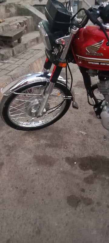 Honda 125 special edition 20 model 3