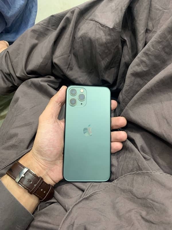 iphone 11pro with box 256gb Factory unlocked 0