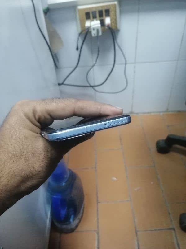 Vivo y33s for sale 8+4/128 3