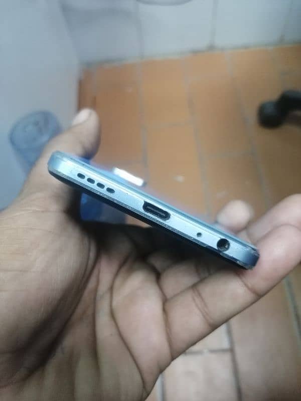 Vivo y33s for sale 8+4/128 6