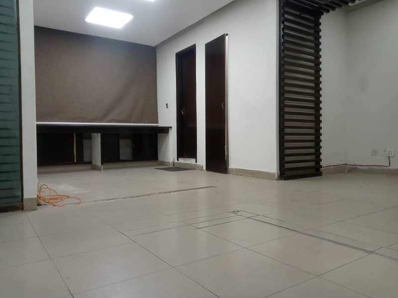 700 Square Feet Brand New Full Furnished Corporation Office For Rent At Main Boulevard Gulberg 3 Lahore 8