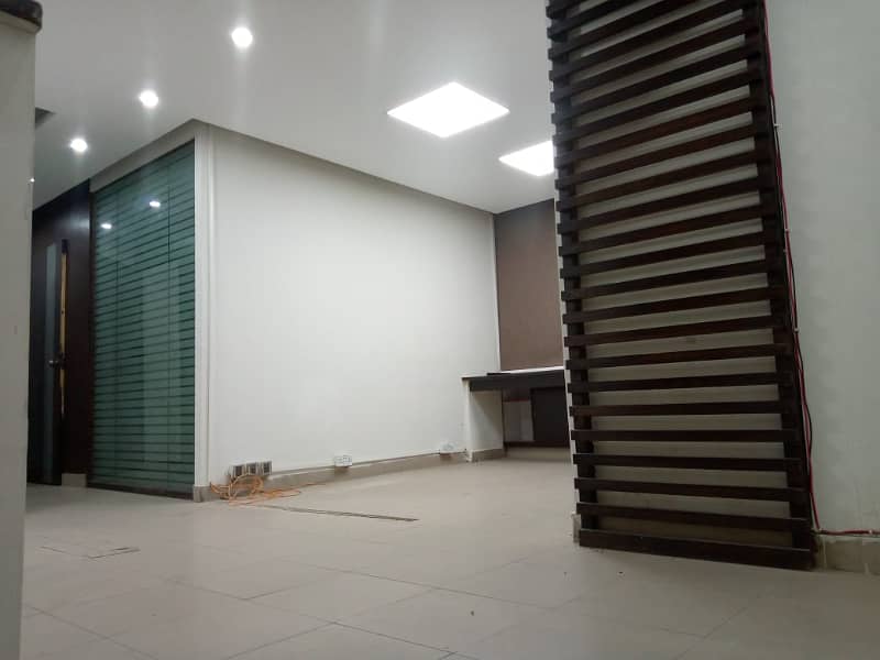 700 Square Feet Brand New Full Furnished Corporation Office For Rent At Main Boulevard Gulberg 3 Lahore 13