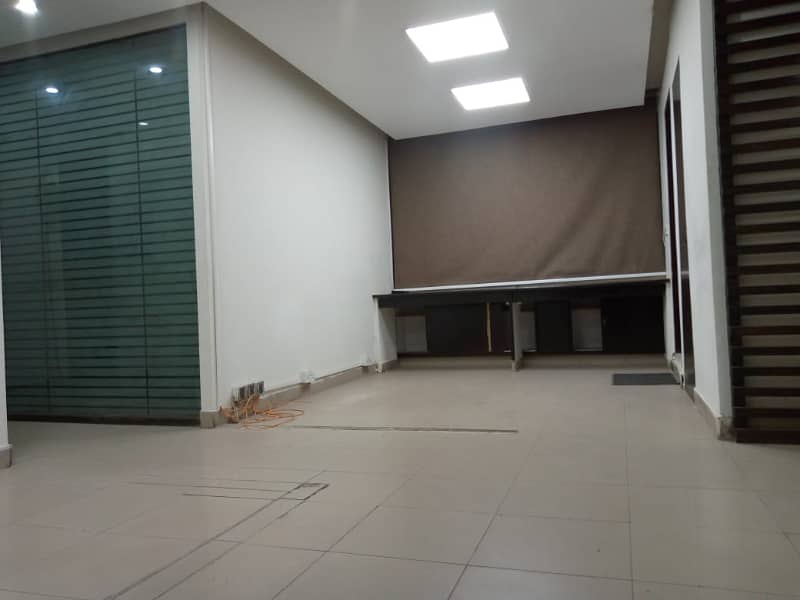 700 Square Feet Brand New Full Furnished Corporation Office For Rent At Main Boulevard Gulberg 3 Lahore 16