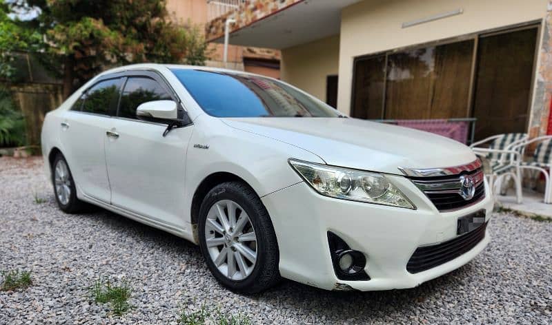 Toyota Camry 2.4 Hybrid 2