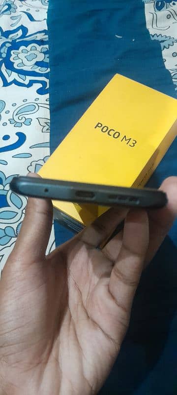 poco M3 ,6000mah battery, 4gb / 128gb ,Non pta 1