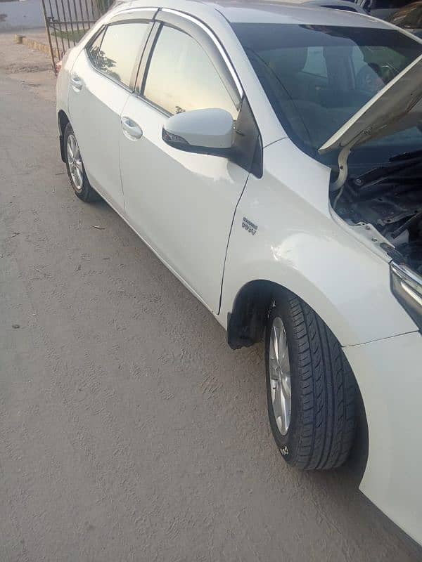 Toyota Corolla Altis 2014 (NEGOTIABLE) 1