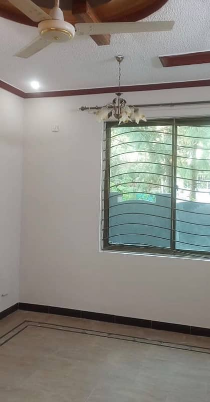 7 Marla portion for Rent in Gulberg Islamabad 5