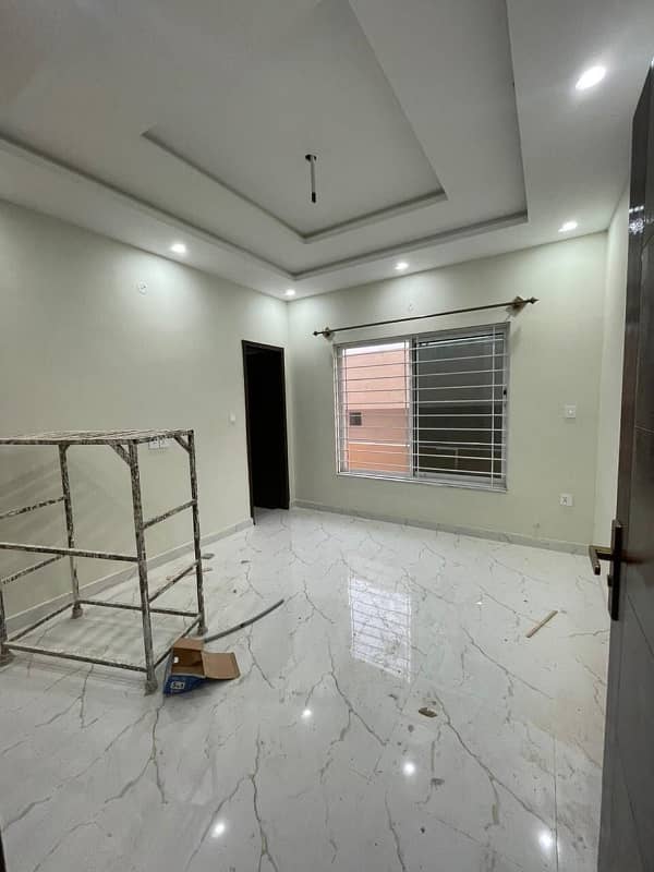 7 MARLA PORTION FOR RENT IN SOAN GARDEN 3