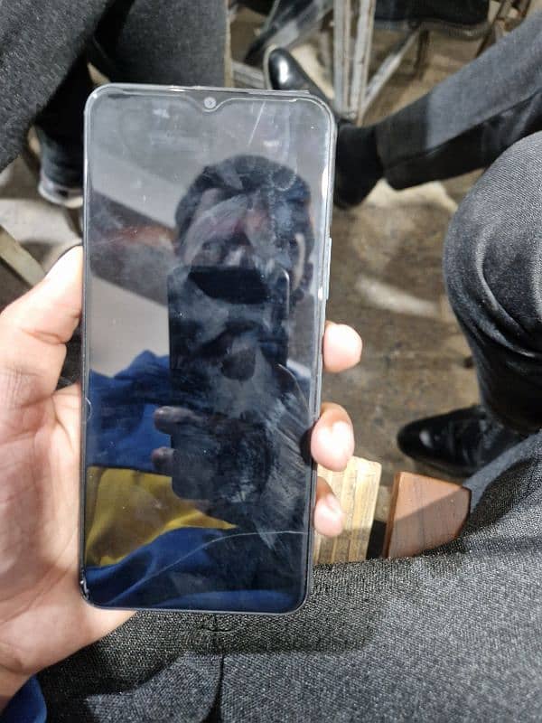 VIVO Y17s 2