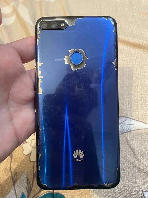 Huawei y7 Prime 2018 fixed price good phone pta (selfie camera broken) 4