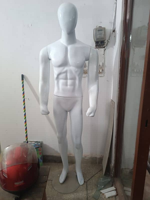 mannequin dummy 1