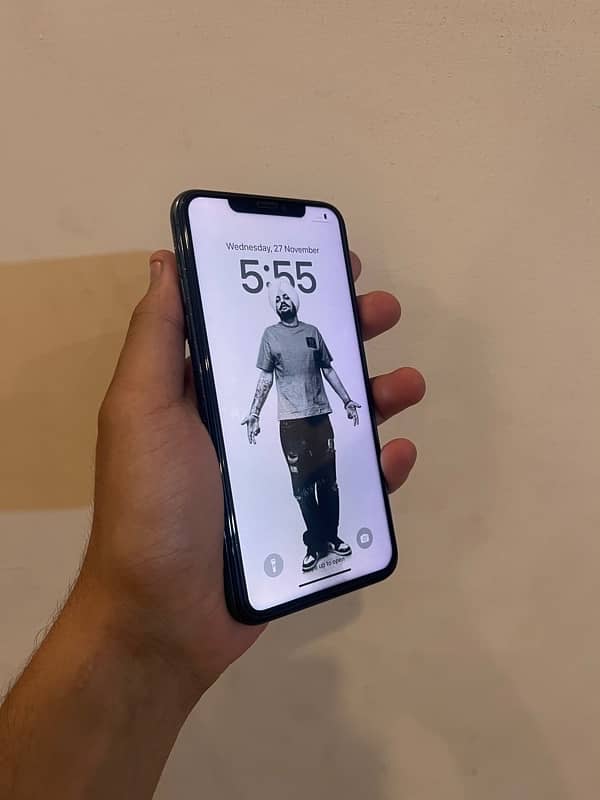 iphone 11 pro Max factory unlock 5