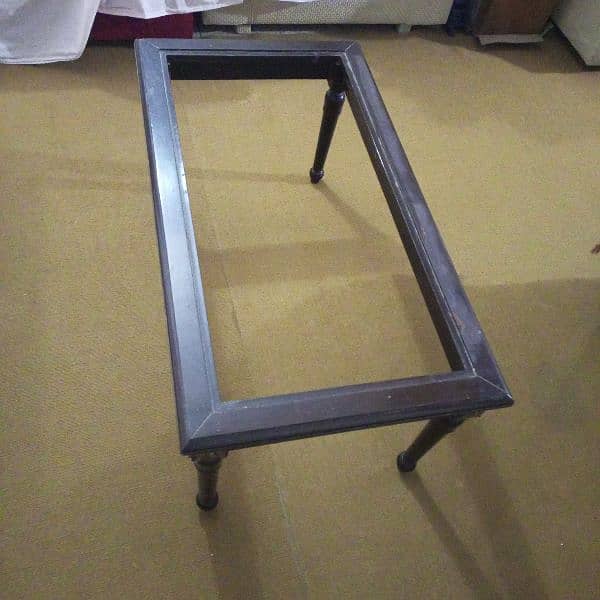 used Centre table for sale 0