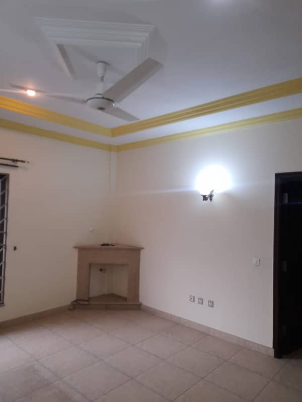 E11 Upper Portion 3 Bed 10 Marla For Rent 4