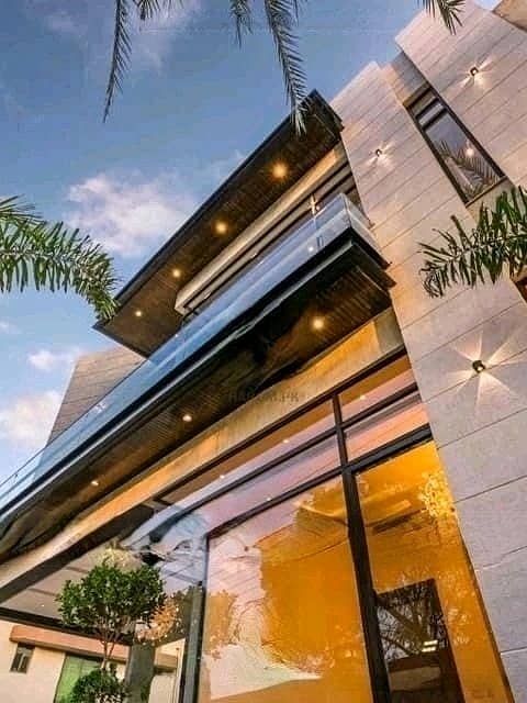 10 Marla luxury House Available For Sale In DHA PHASE 7 Lahore 9