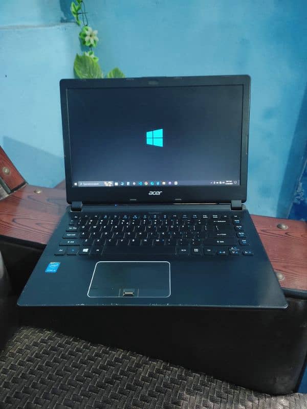 Acer laptop core i5 5th generation 1