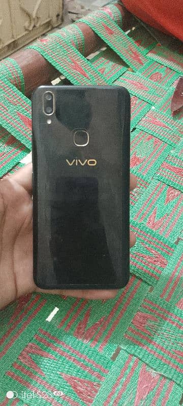 VIVO V11 10/9 CONDITION 1