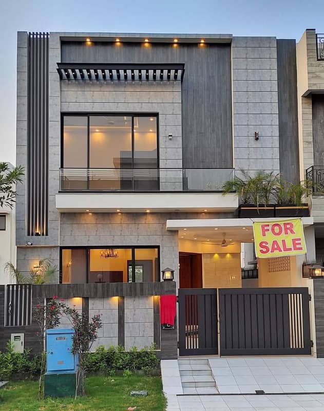 5 Marla luxury House Available For Sale In DHA 9 town Lahore 0