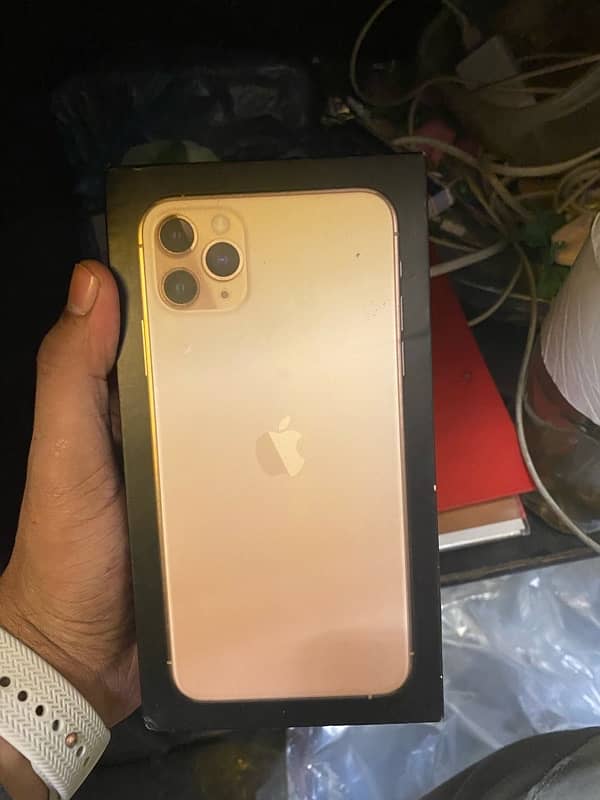 iphone 11 pro max 64gb 7