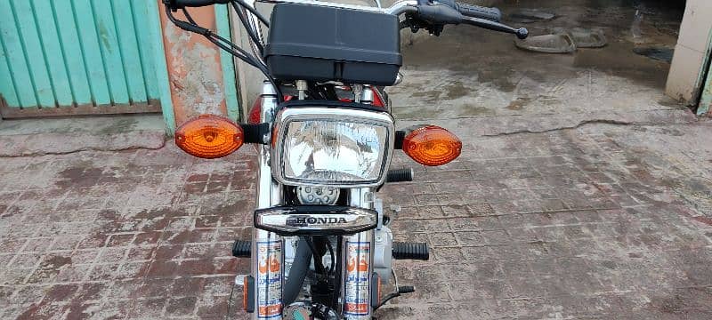 HONDA CG 125 SELF START 2024 2