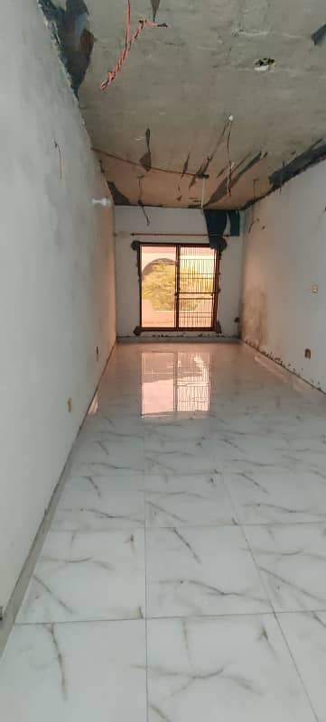 Upper portion of 10 marla for small family with seperate entrance and seperate garage available in model town link road 6