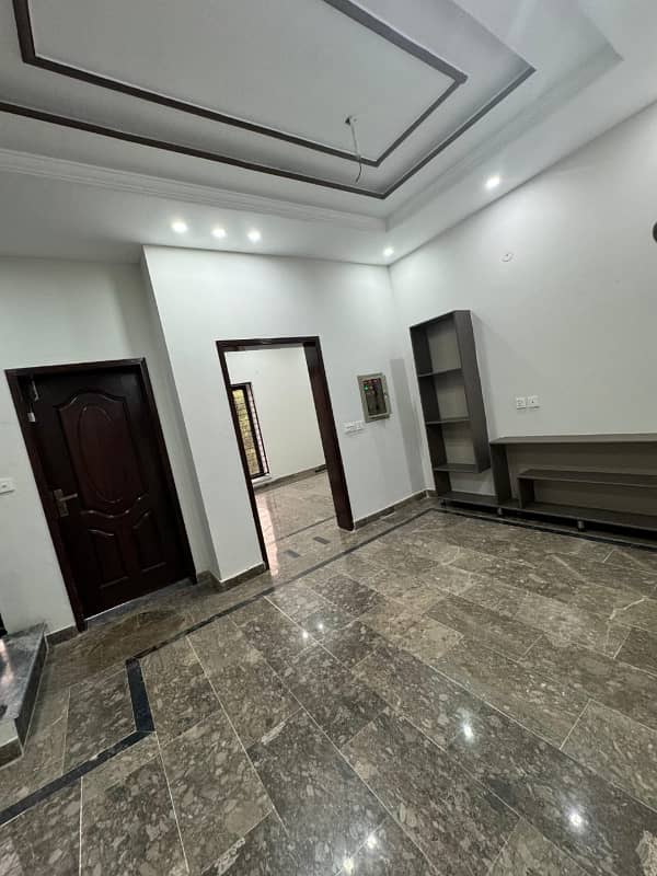 5 Marla Luxury upper Portion Available For Rent in AA Block Bahria Town Lahore 1